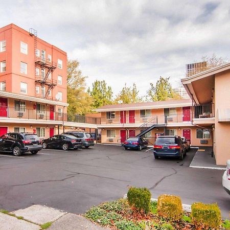 Econo Lodge City Center Portland Exteriér fotografie